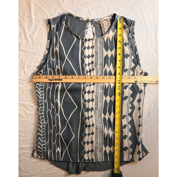 Dolan Womens‎ Astoria Tank Top Multicolor Aztec Sleeveless Twist Back Petites SP - Picture 4 of 10